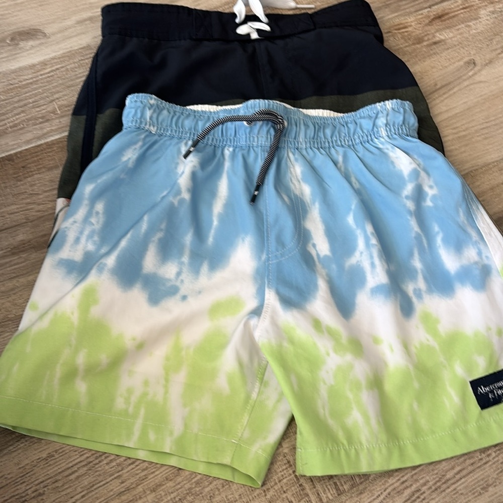 Abercrombie Kids Tropical Print Hybrid Shorts - Black, Green, Cream